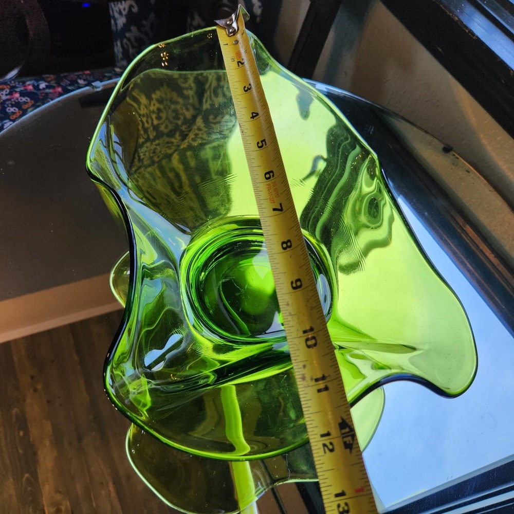 Large Viking Glass Bowl! Art glass style bowl, centerpiece, fruit bowl, decor - Picture 8 of 10